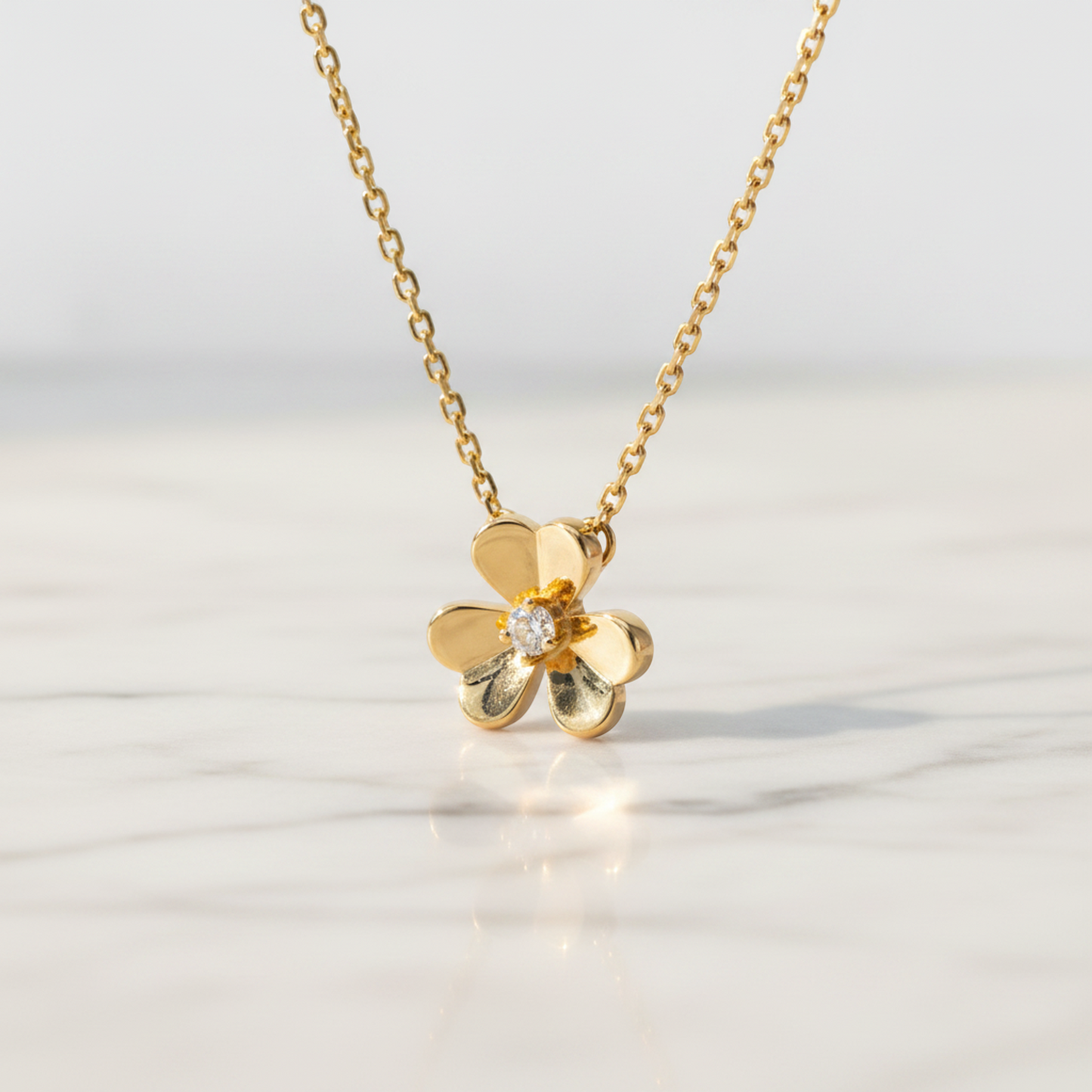 Van Cleef & Arpels Frivole Mini Necklace Yellow Gold (18K) Diamond Women,Men Fashion Necklace (Gold)