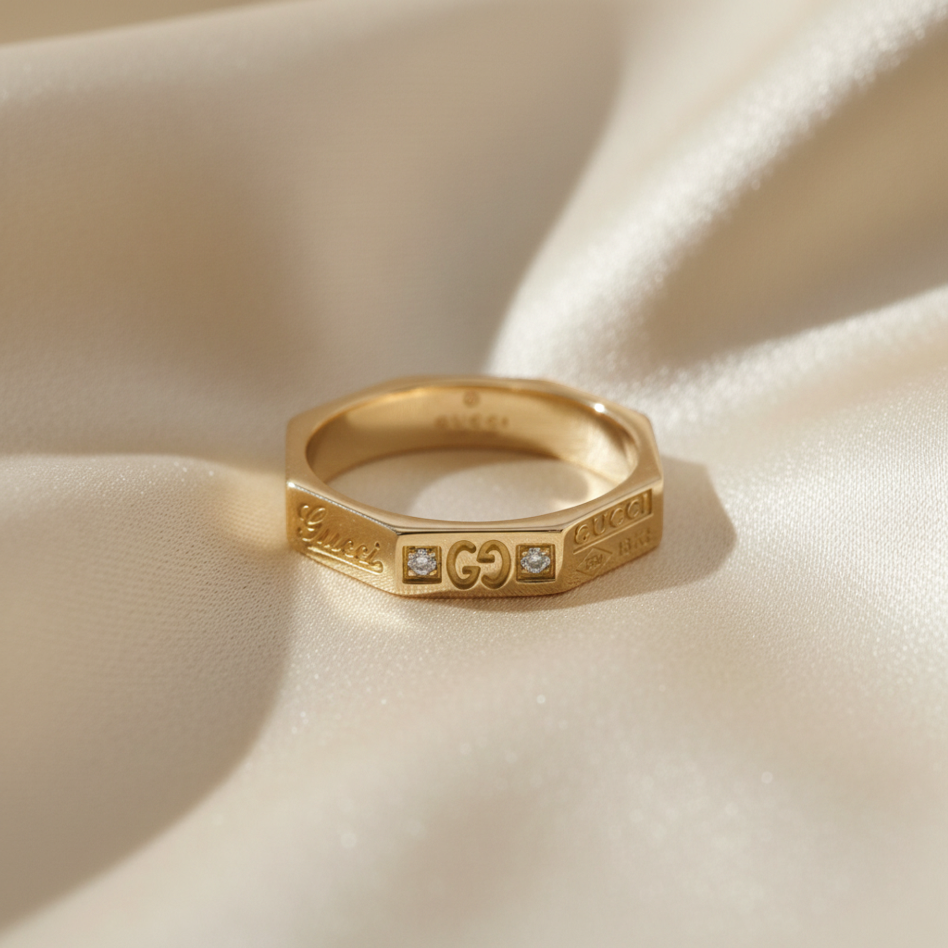 Gucci Octagonal Ring With Diamonds Pink Gold (18K) Fashion Diamond Band Ring Pink Gold