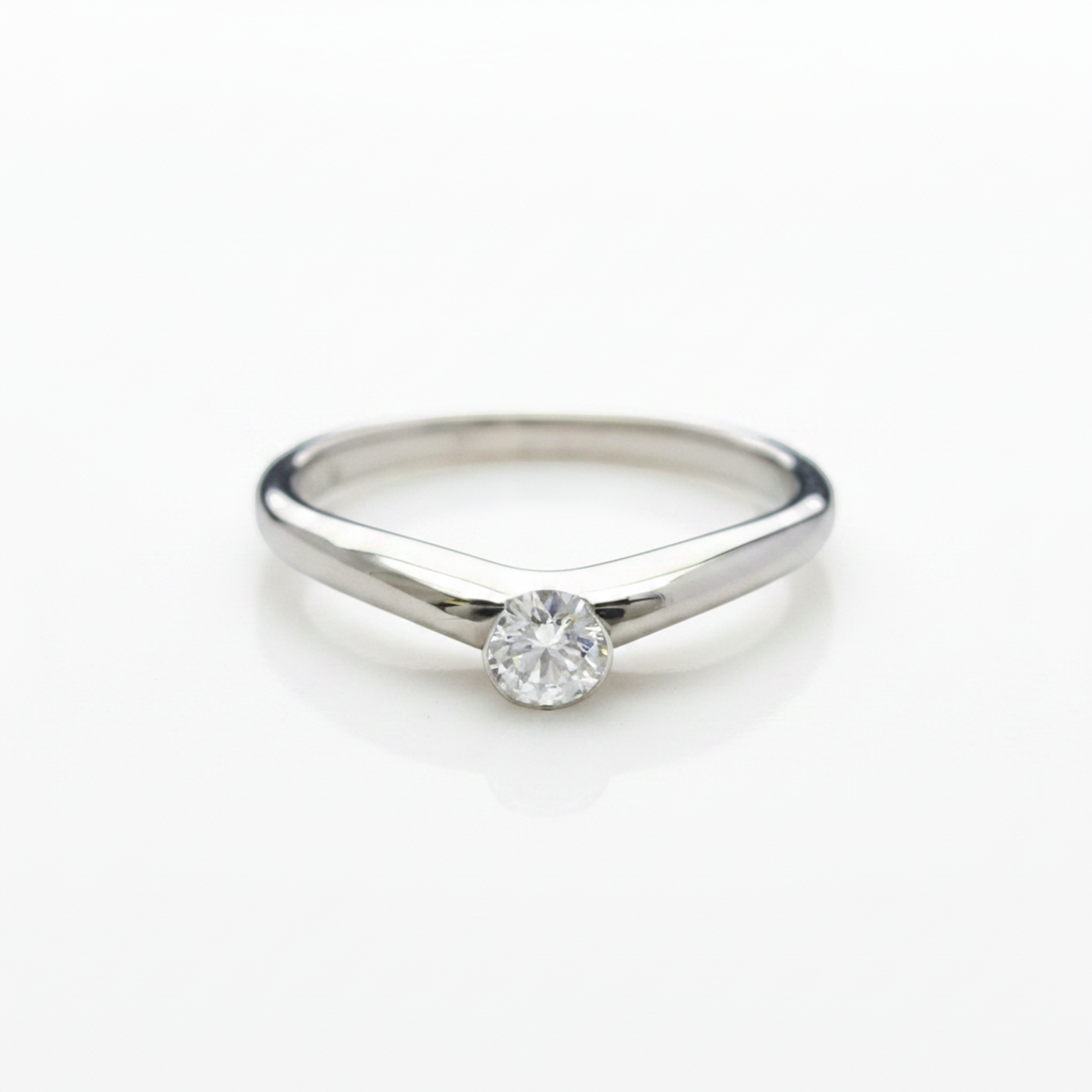 Tiffany Curved Band Diamond Ring Platinum Fashion Diamond Band Ring Silver