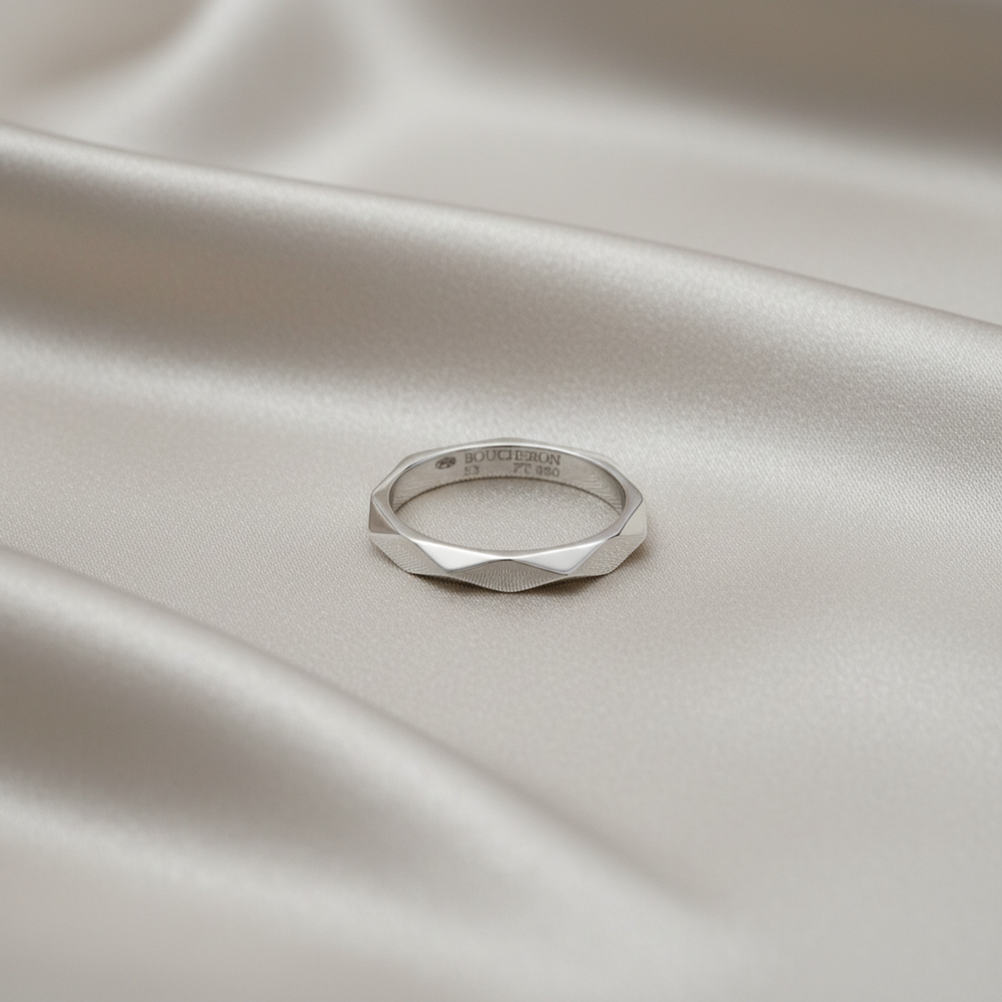 Boucheron Faceted Ring Platinum Fashion No Stone Band Ring Silver