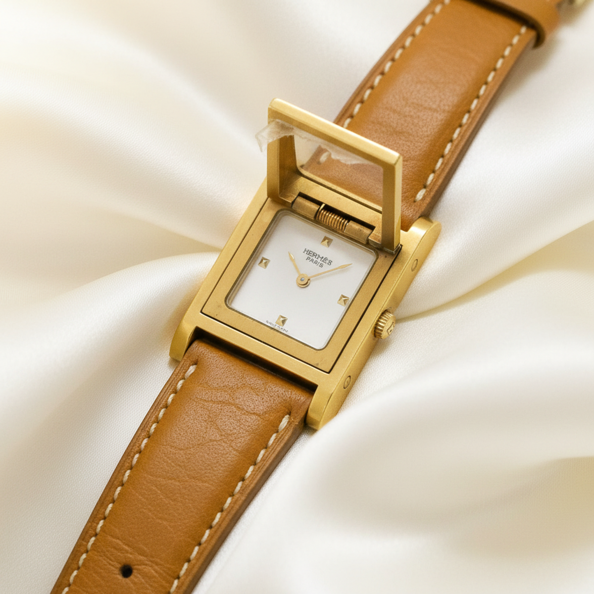 HERMES Medor Gold Plated Leather Quartz Ladies Watch ME1.201