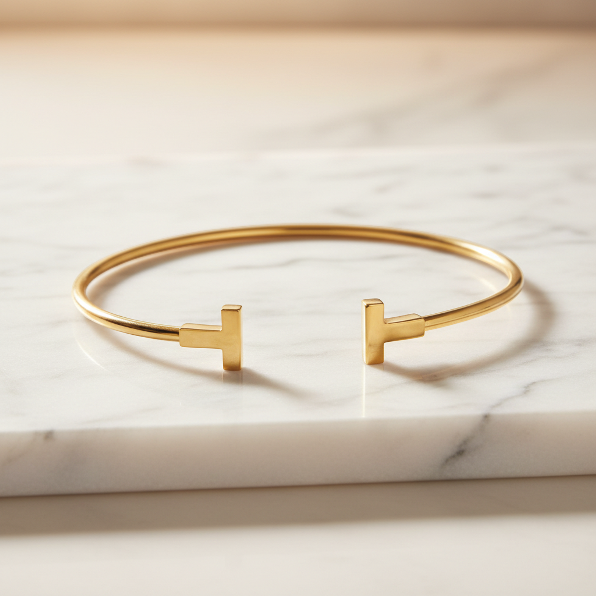 Tiffany Tiffany T Wire Bracelet Yellow Gold (18K) No Stone Bangle Gold