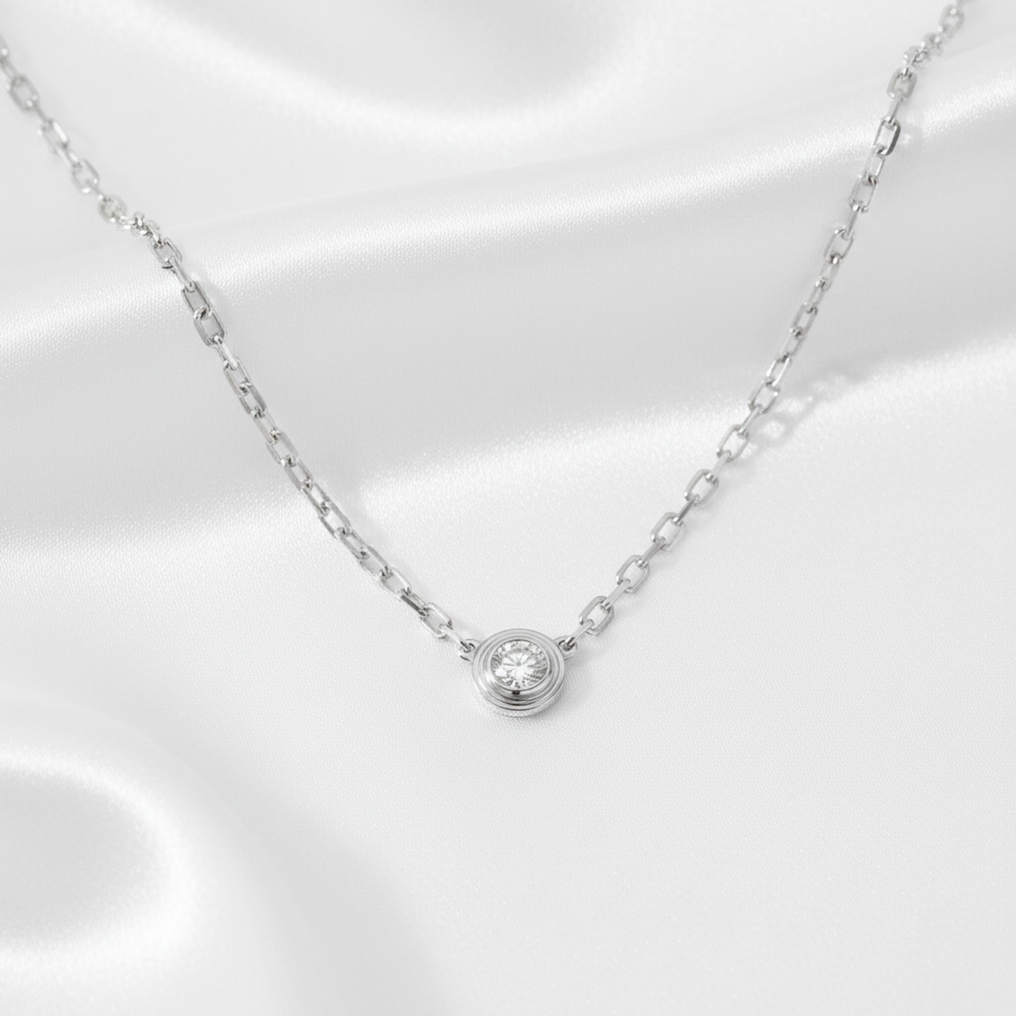Cartier Damour Necklace SM White Gold (18K) Diamond Men,Women Fashion Pendant Necklace (Silver)