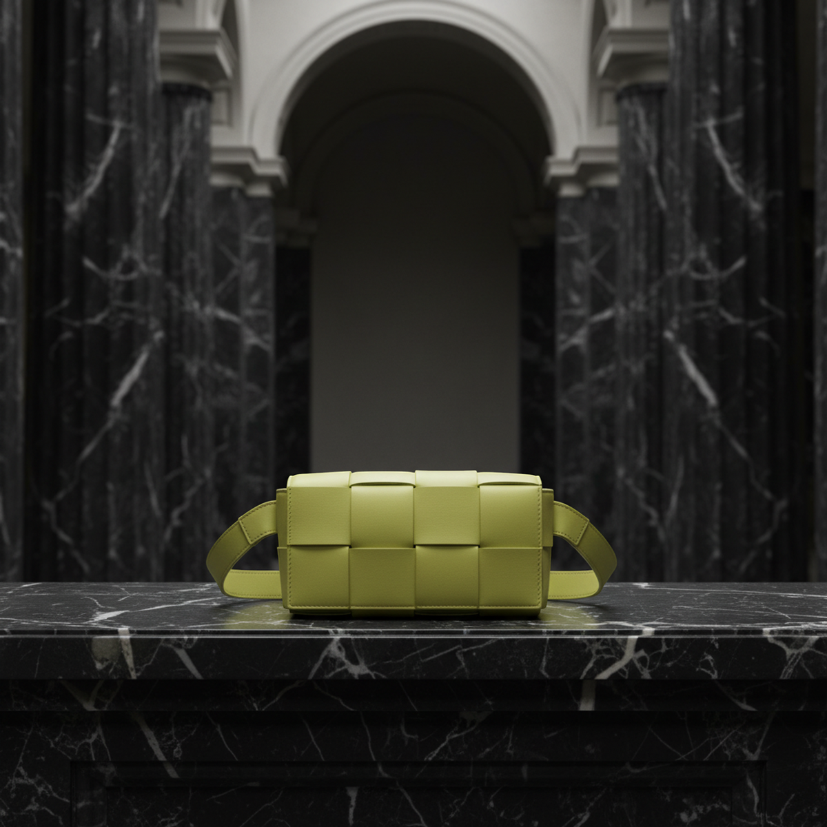 Bottega Veneta Intrecciato Cassette Men,Women Leather Fanny Pack,Sling Bag Light Green