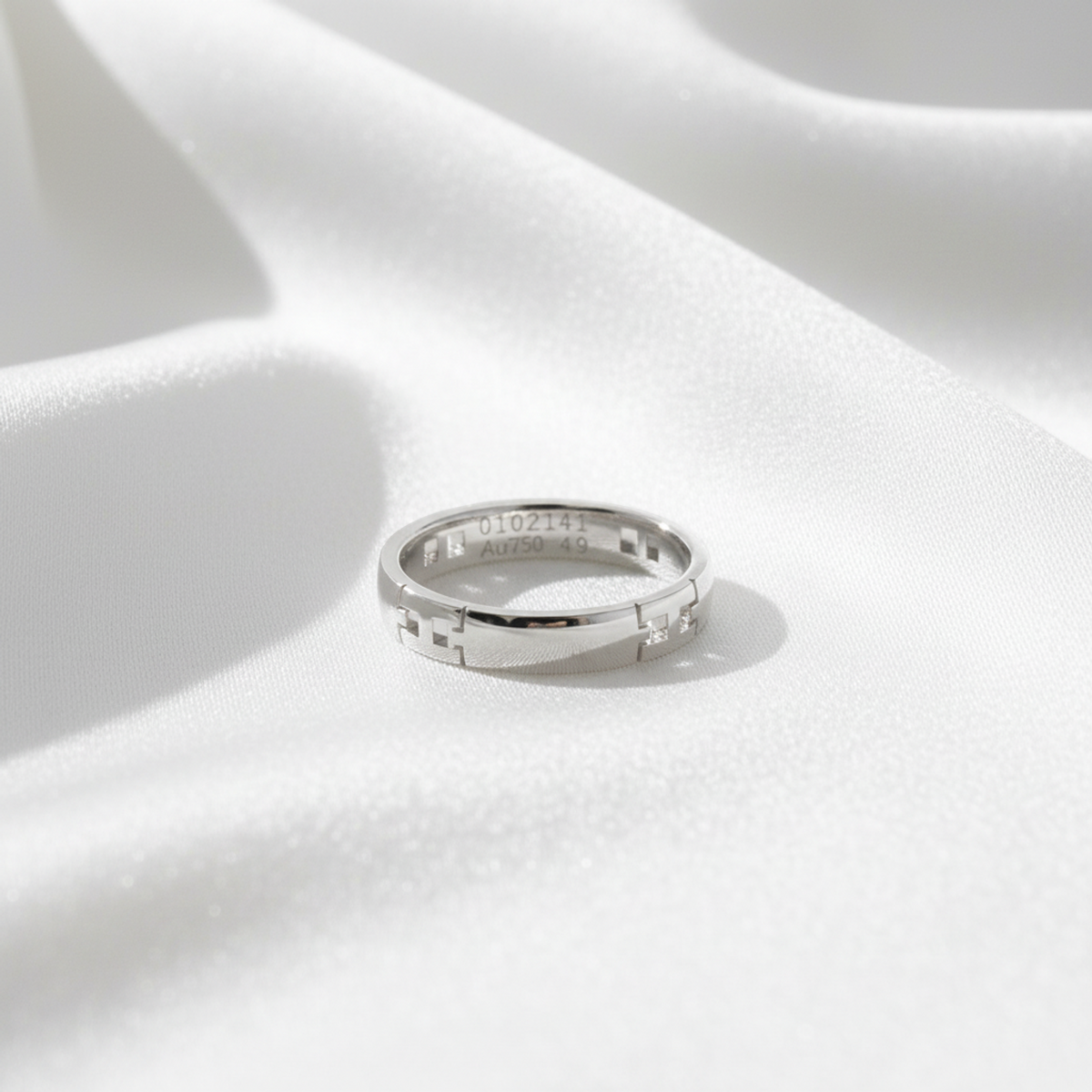 Hermes Ever Hercules Ring White Gold (18K) Fashion No Stone Band Ring Silver