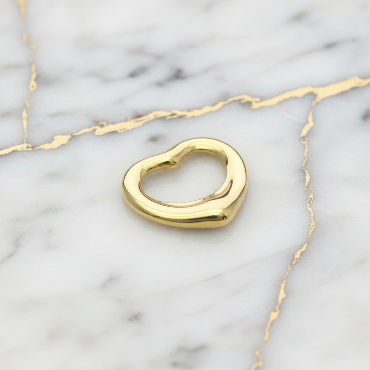 Tiffany Open Heart Pendant Yellow Gold (18K) No Stone Men,Women Fashion Pendant Necklace (Gold)