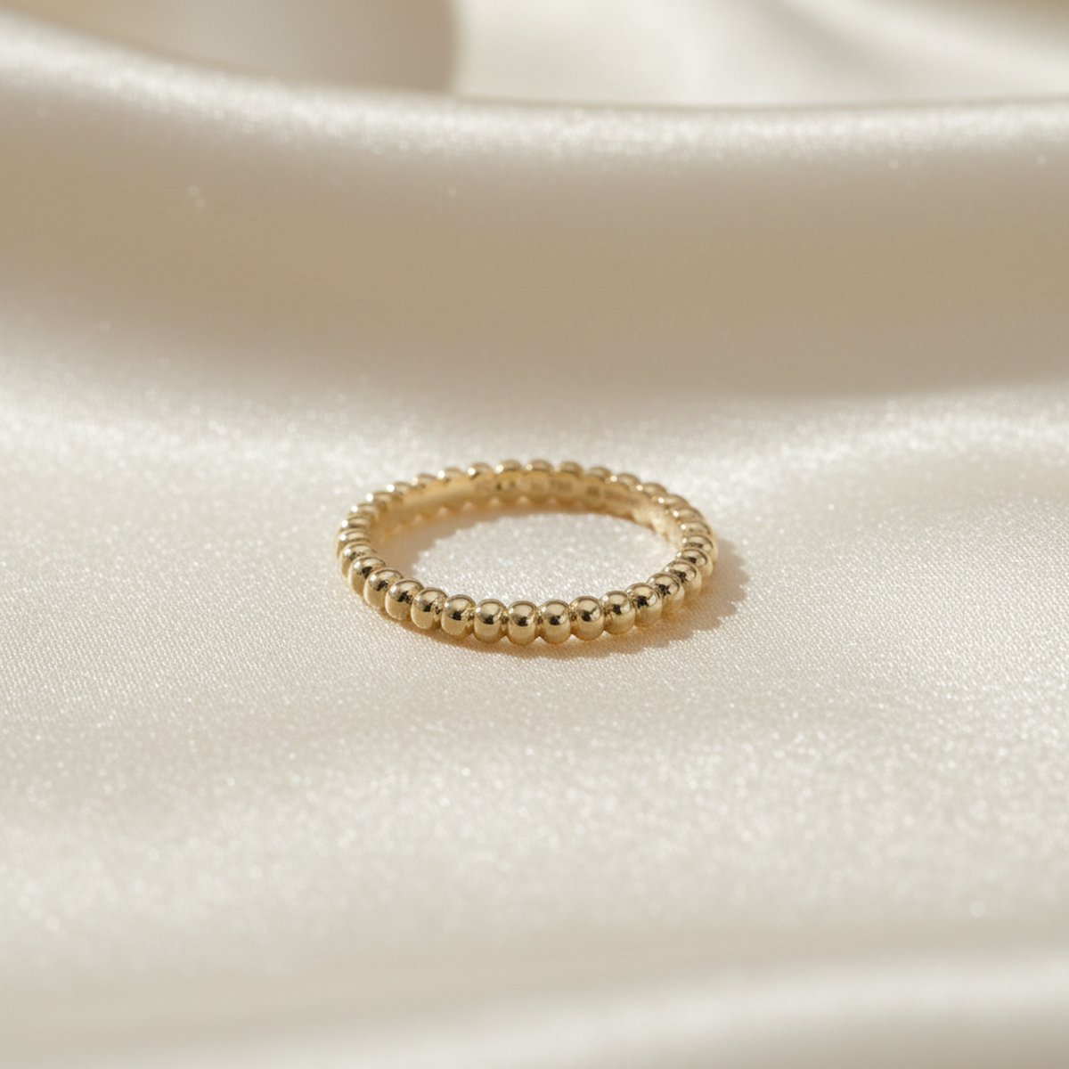 Van Cleef & Arpels Perles Small Ring Pink Gold (18K) Fashion No Stone Band Ring Pink Gold