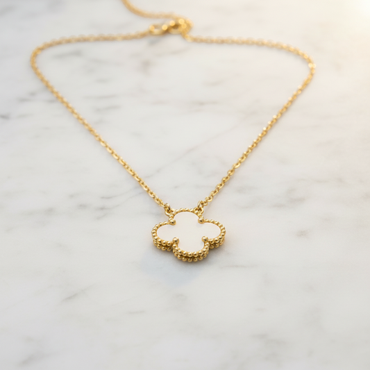 Van Cleef & Arpels Vintage Alhambra Necklace Yellow Gold (18K) Mother Of Pearl Men,Women Fashion Necklace (Gold)