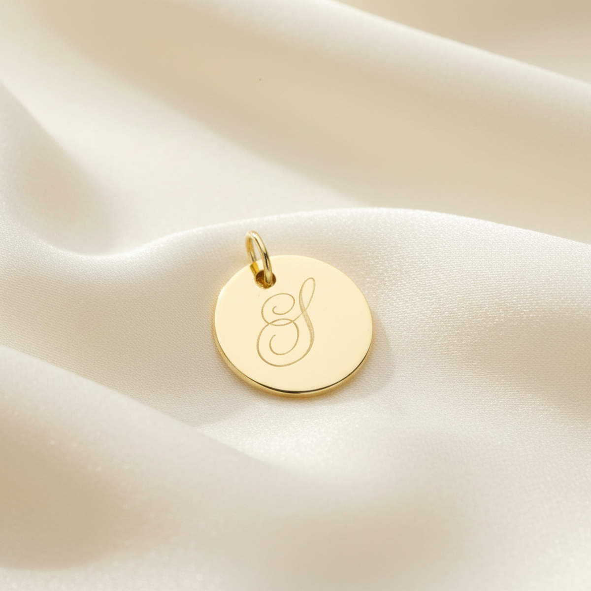 Tiffany Notes Letter Y Top Yellow Gold (18K) No Stone Women,Men Fashion Pendant Necklace (Gold)
