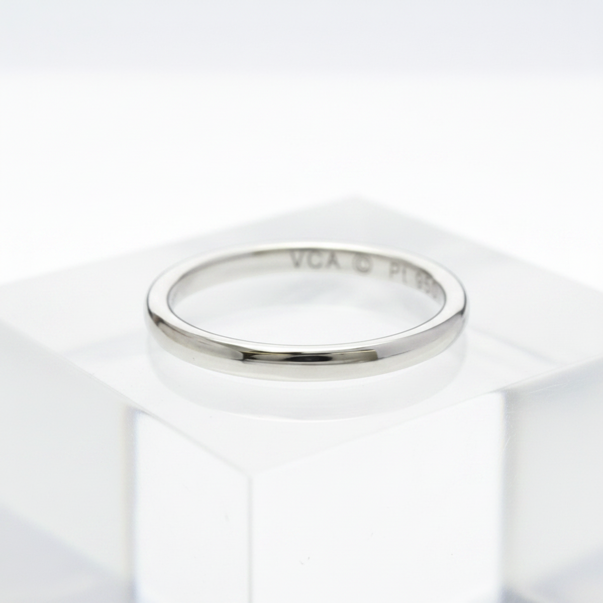 Van Cleef & Arpels Tendremont Ring Platinum Fashion No Stone Band Ring Silver