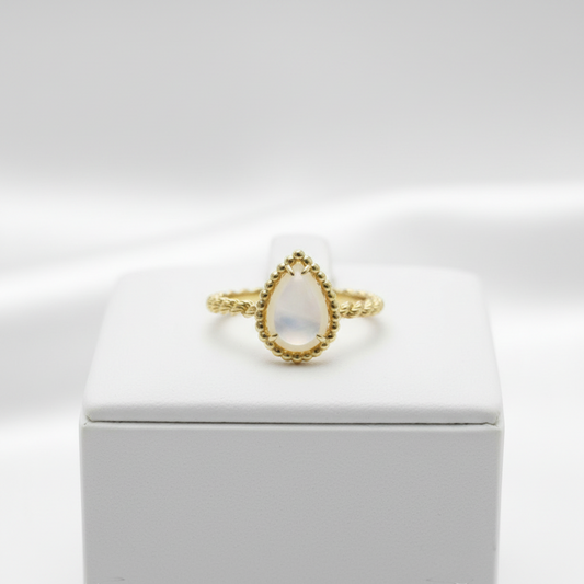 Boucheron Serpent Bohème Ring Yellow Gold (18K) Fashion Mother Of Pearl Band Ring Gold