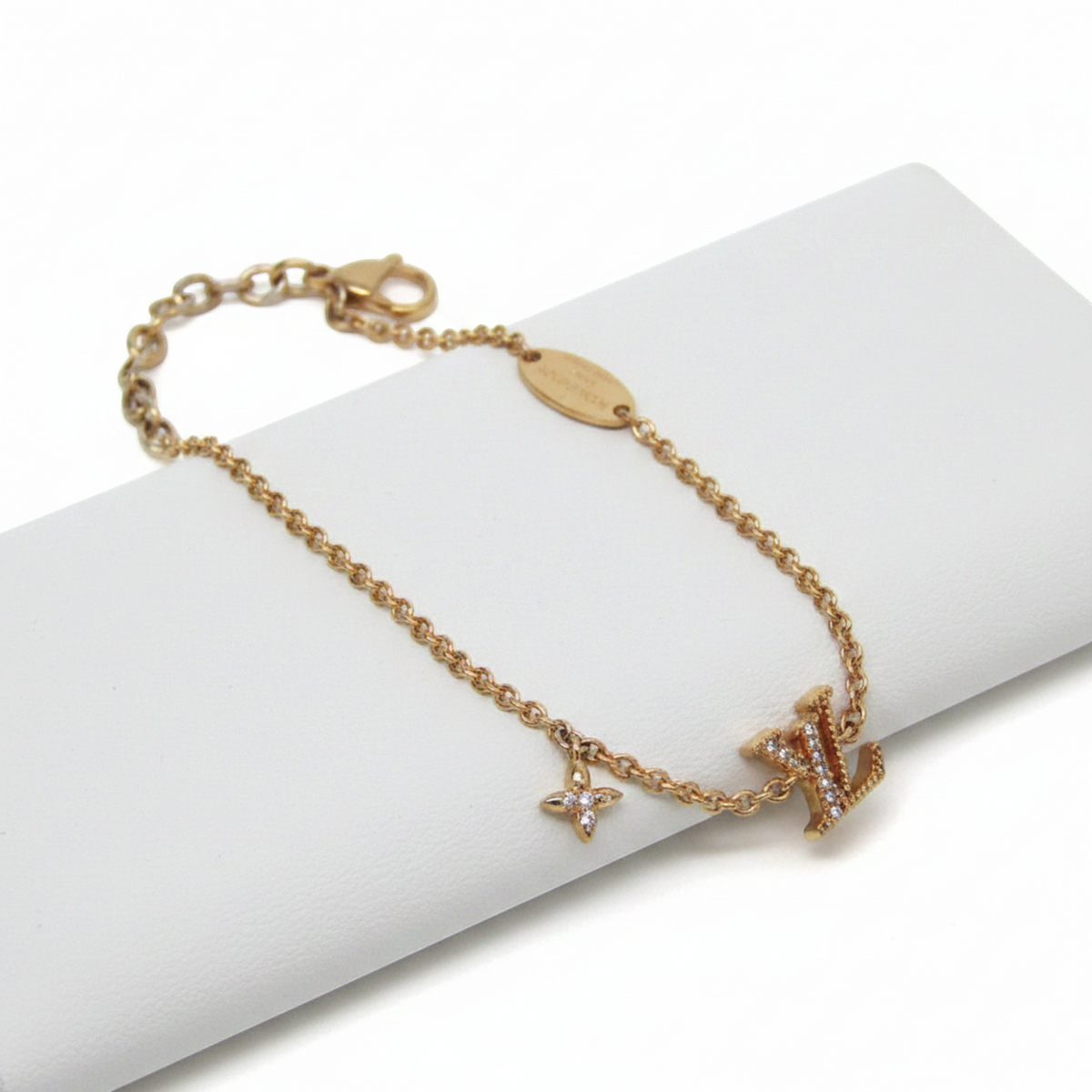 Louis Vuitton Bracelet LV Iconic M0942A Metal,Rhinestone Rhinestone Charm Bracelet Gold