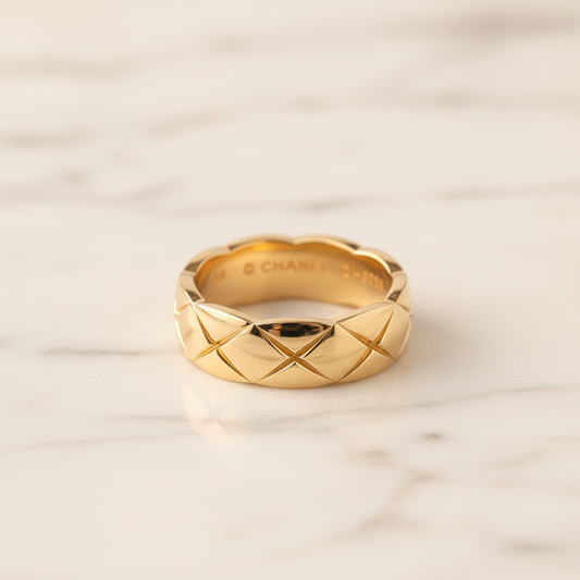 CHANEL Coco Crush Medium Ring 18K Yellow Gold