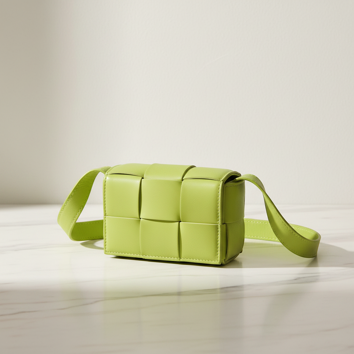 Bottega Veneta Intrecciato Cassette 666688 Men,Women Leather Shoulder Bag Lime Green