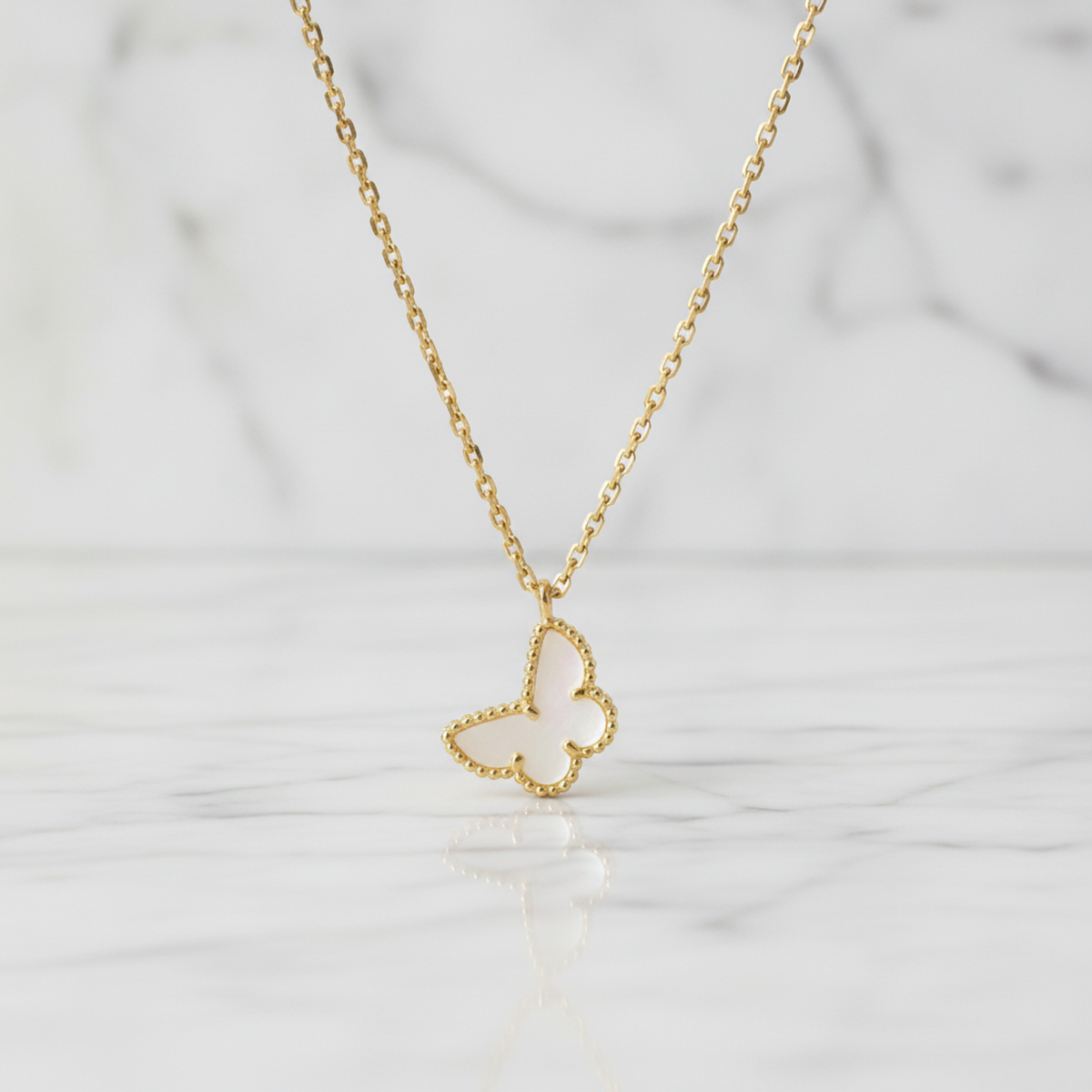 Van Cleef & Arpels Sweet Alhambra Papillon Necklace Yellow Gold (18K) Mother Of Pearl Men,Women Fashion Necklace (Gold)