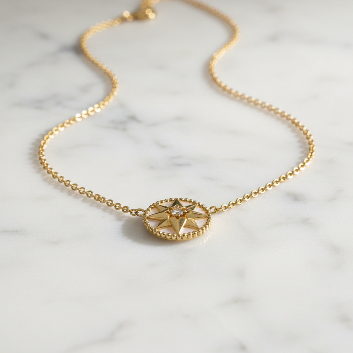 Christian Dior Rose De Vent Necklace Yellow Gold (18K) Diamond Men,Women Fashion Necklace (Gold)