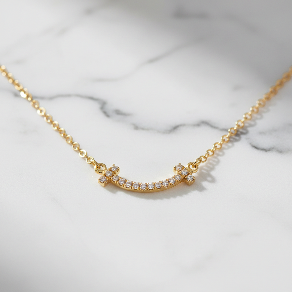 Tiffany Tiffany T Smile Micro Size Necklace Yellow Gold (18K) Diamond Men,Women Fashion Necklace (Gold)