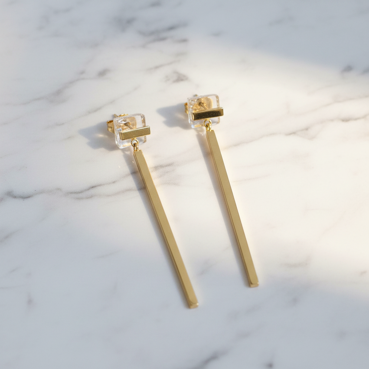 TIFFANY Tiffany T T-bar Earrings 18K Yellow Gold Polished