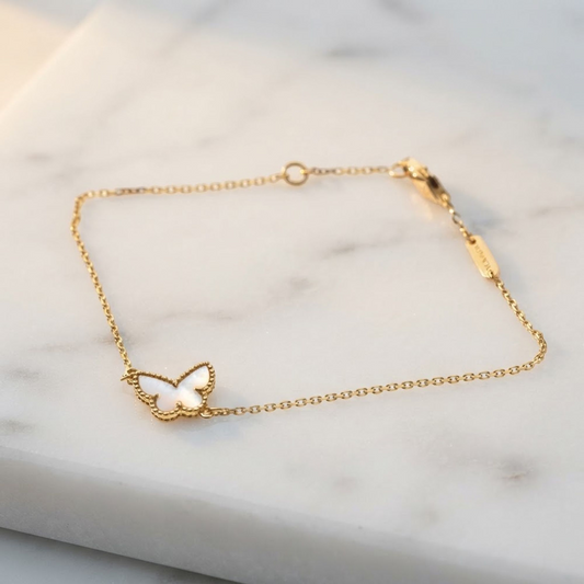 Van Cleef & Arpels Sweet Alhambra Bracelet Papillon Yellow Gold (18K) Mother Of Pearl Charm Bracelet Gold
