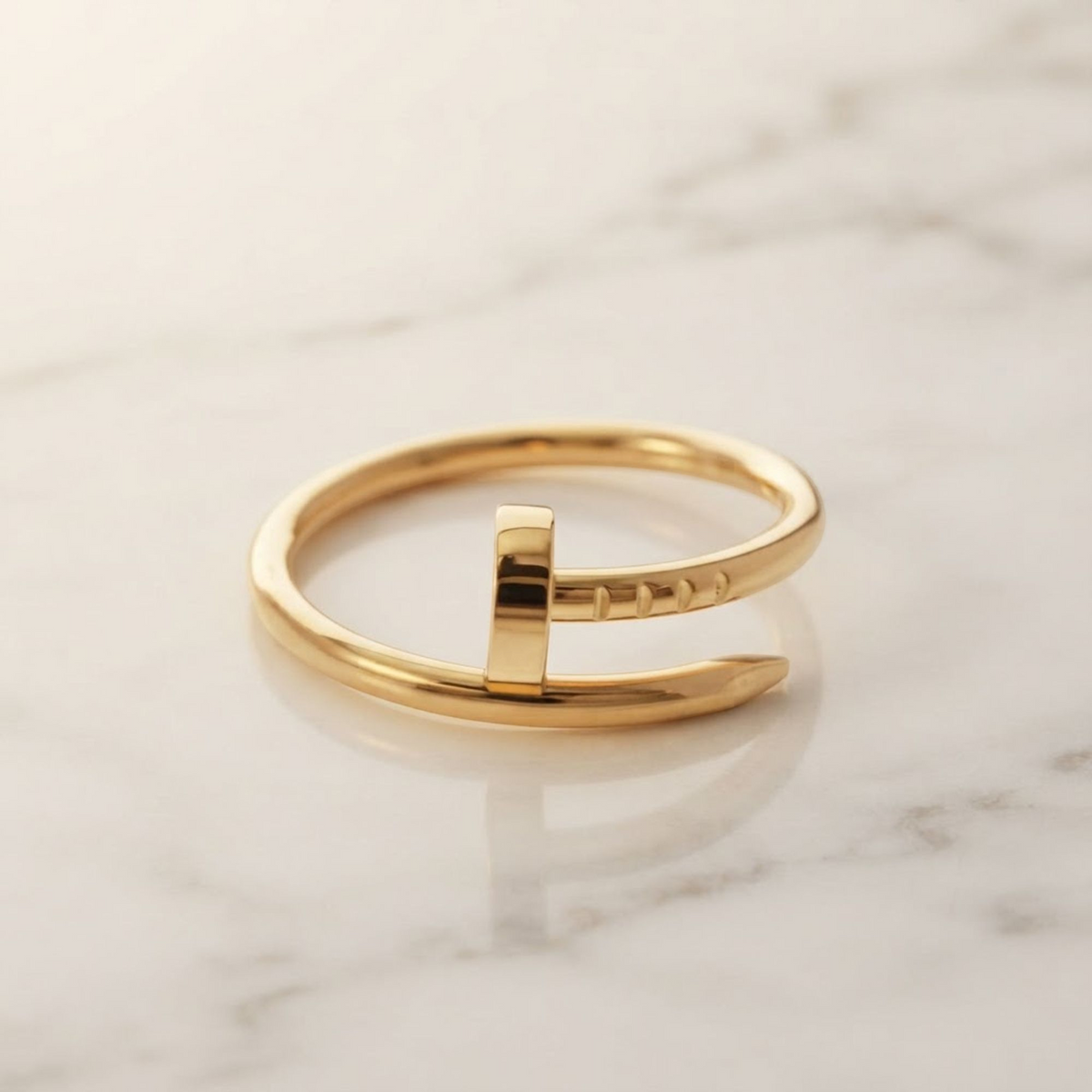 Cartier Juste Un Clou Ring Yellow Gold (18K) Fashion No Stone Band Ring Gold