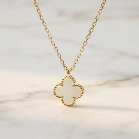 Van Cleef & Arpels Sweet Alhambra Necklace Yellow Gold (18K) Mother Of Pearl Men,Women Fashion Necklace (Gold)