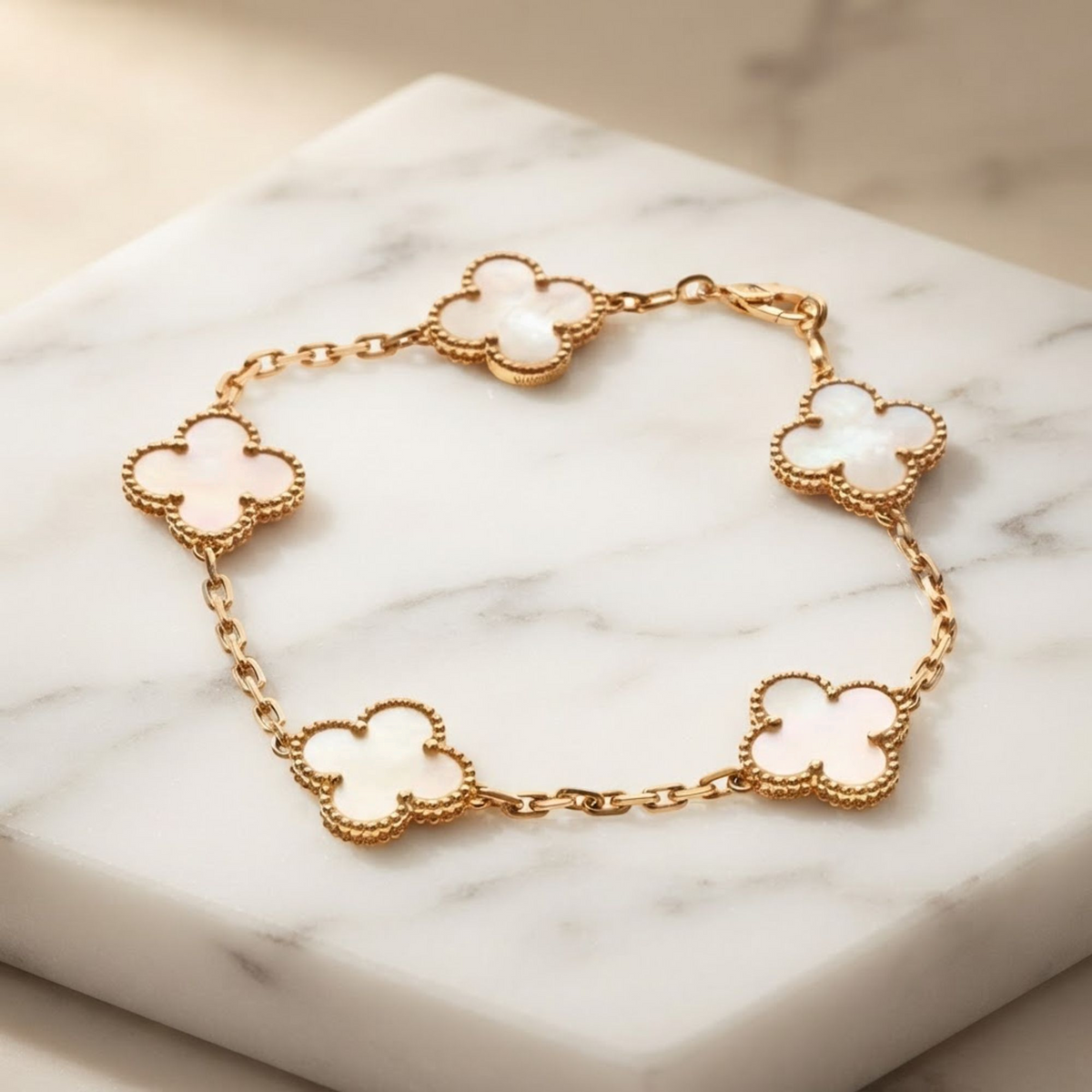 Van Cleef & Arpels Vintage Alhambra Bracelet Yellow Gold (18K) Mother Of Pearl Charm Bracelet Gold