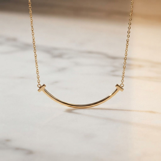 Tiffany Tiffany T Smile Small Size Necklace Yellow Gold (18K) No Stone Men,Women Fashion Necklace (Gold)