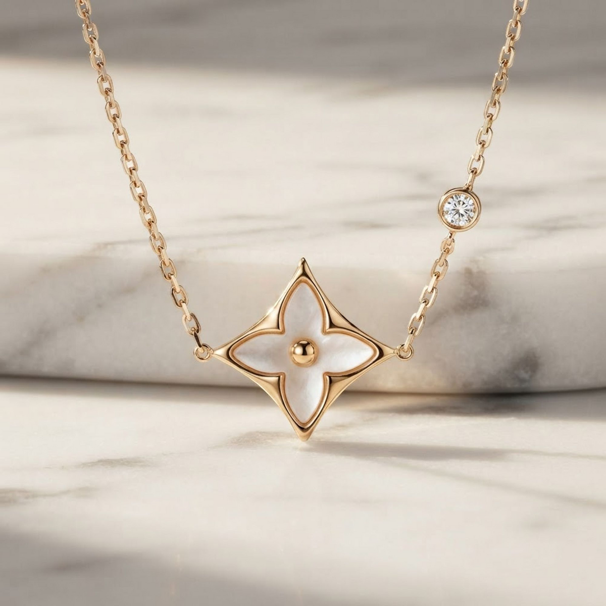 Louis Vuitton Star Blossom Bracelet Pink Gold (18K) Diamond,Mother Of Pearl Charm Bracelet Pink Gold