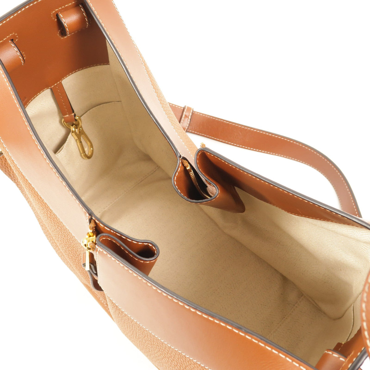 Loewe Hammock Medium · Calfskin
