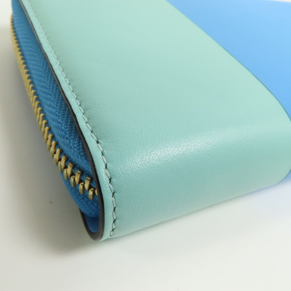 Loewe Round Zip Wallet · Calfskin