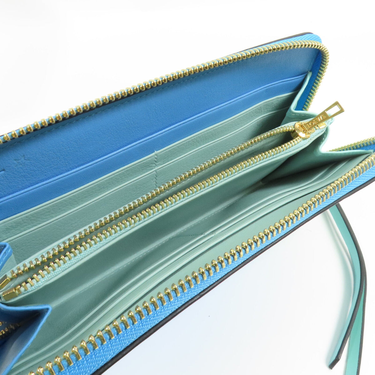 Loewe Round Zip Wallet · Calfskin