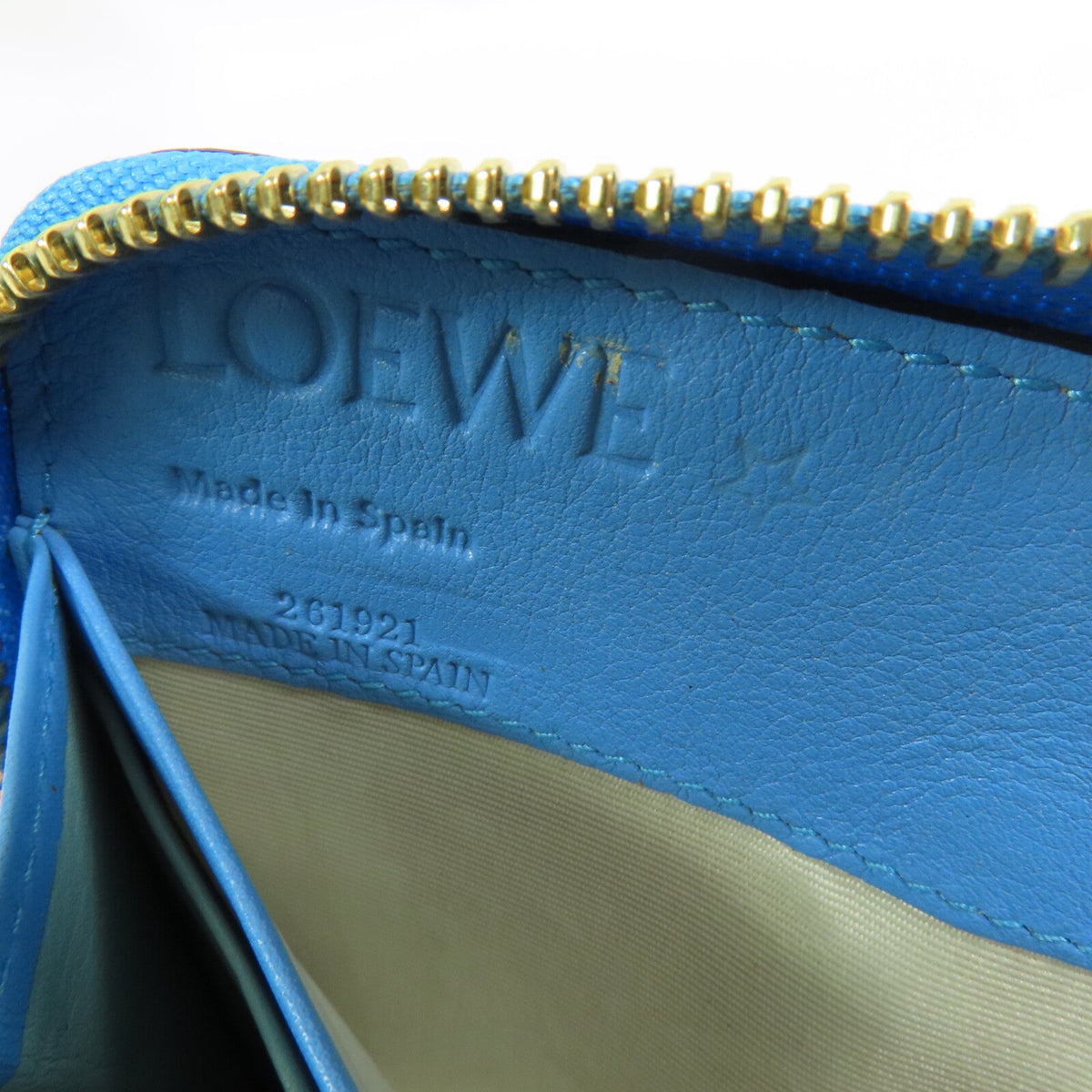 Loewe Round Zip Wallet · Calfskin