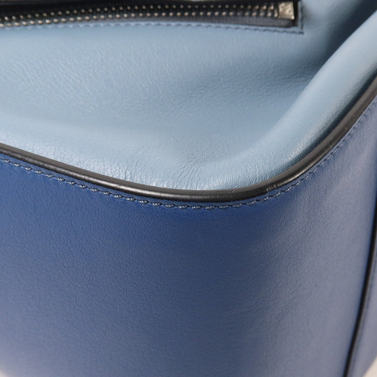 Loewe Hammock Small · Calfskin