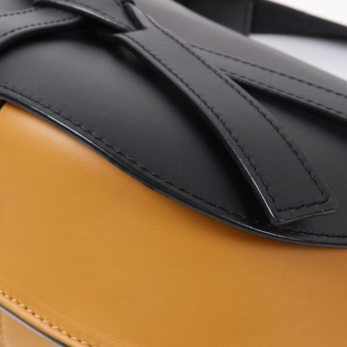 Loewe Gate Small · Calfskin