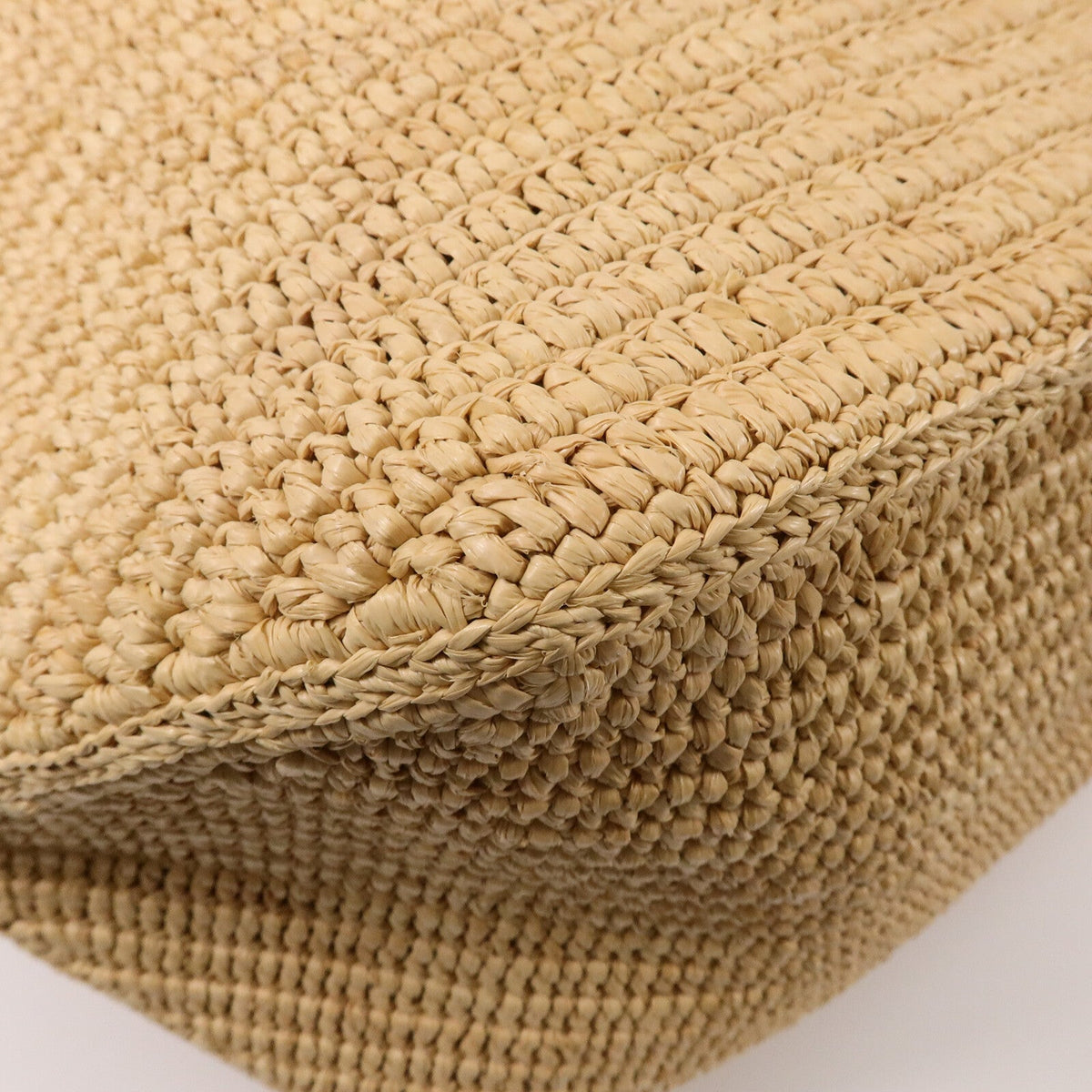 Loewe Fold Shopper · Raffia