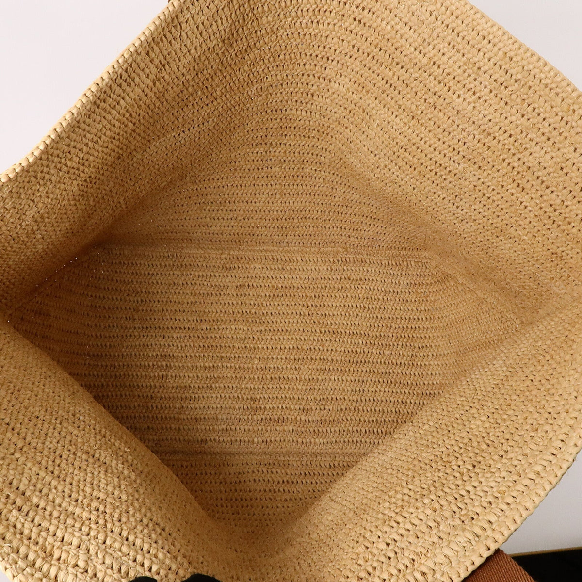Loewe Fold Shopper · Raffia