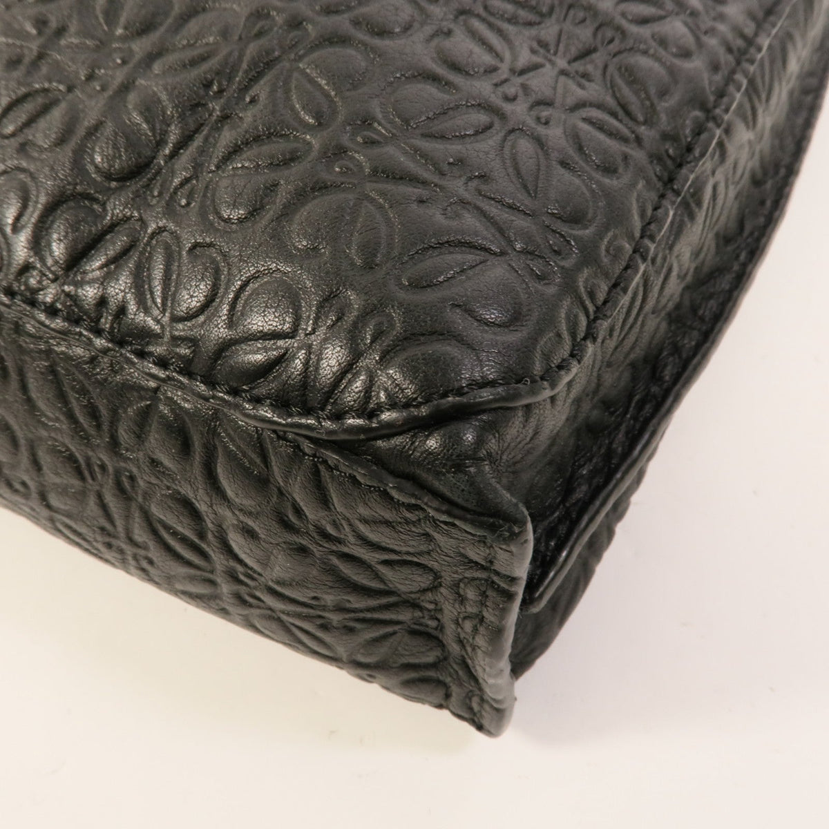 Loewe Business Bag · Calfskin
