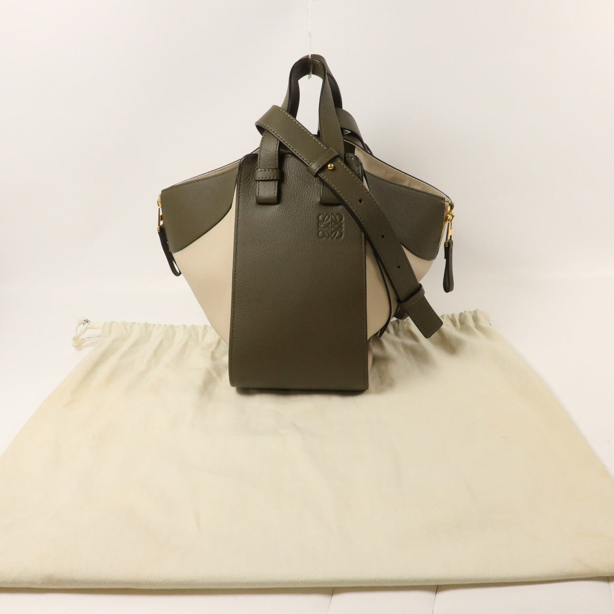 Loewe Hammock Small · Calfskin