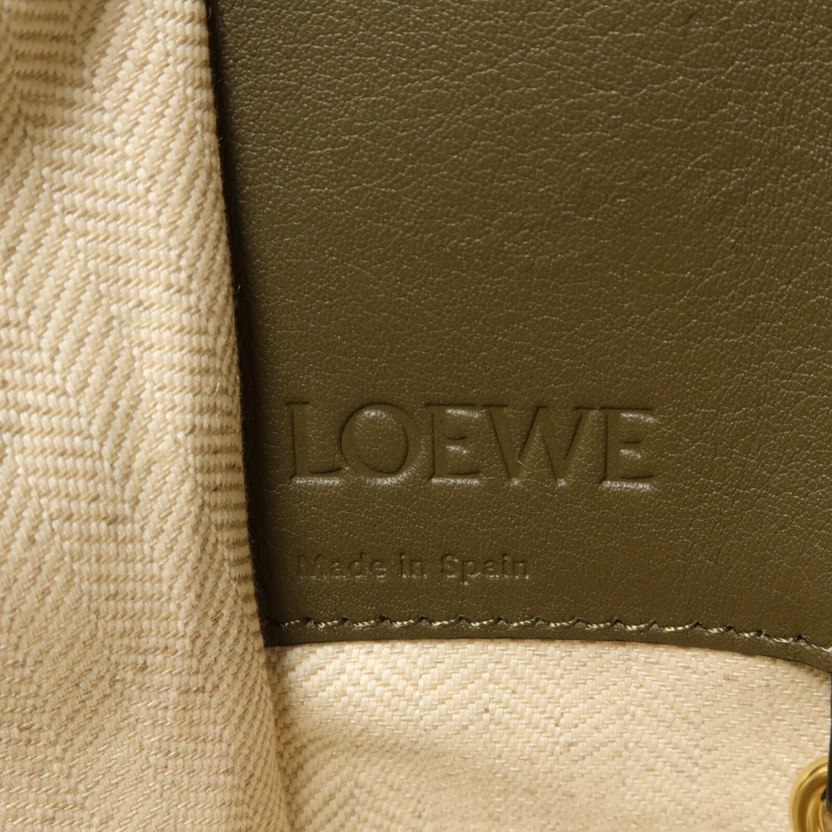 Loewe Hammock Small · Calfskin