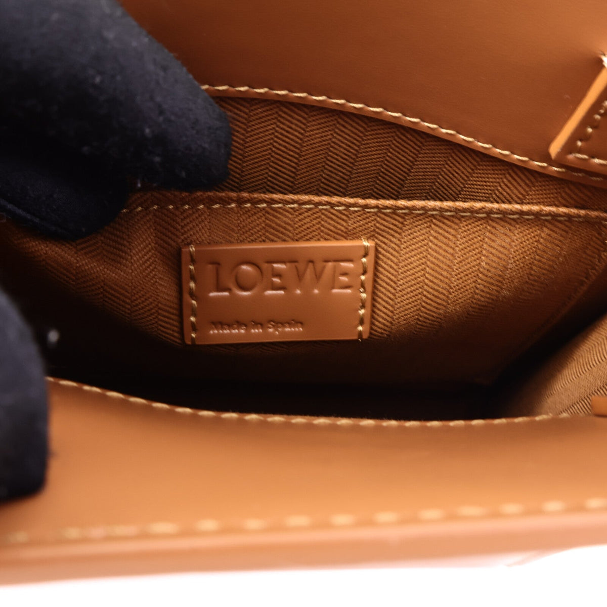 Loewe A5 Tote · Calfskin