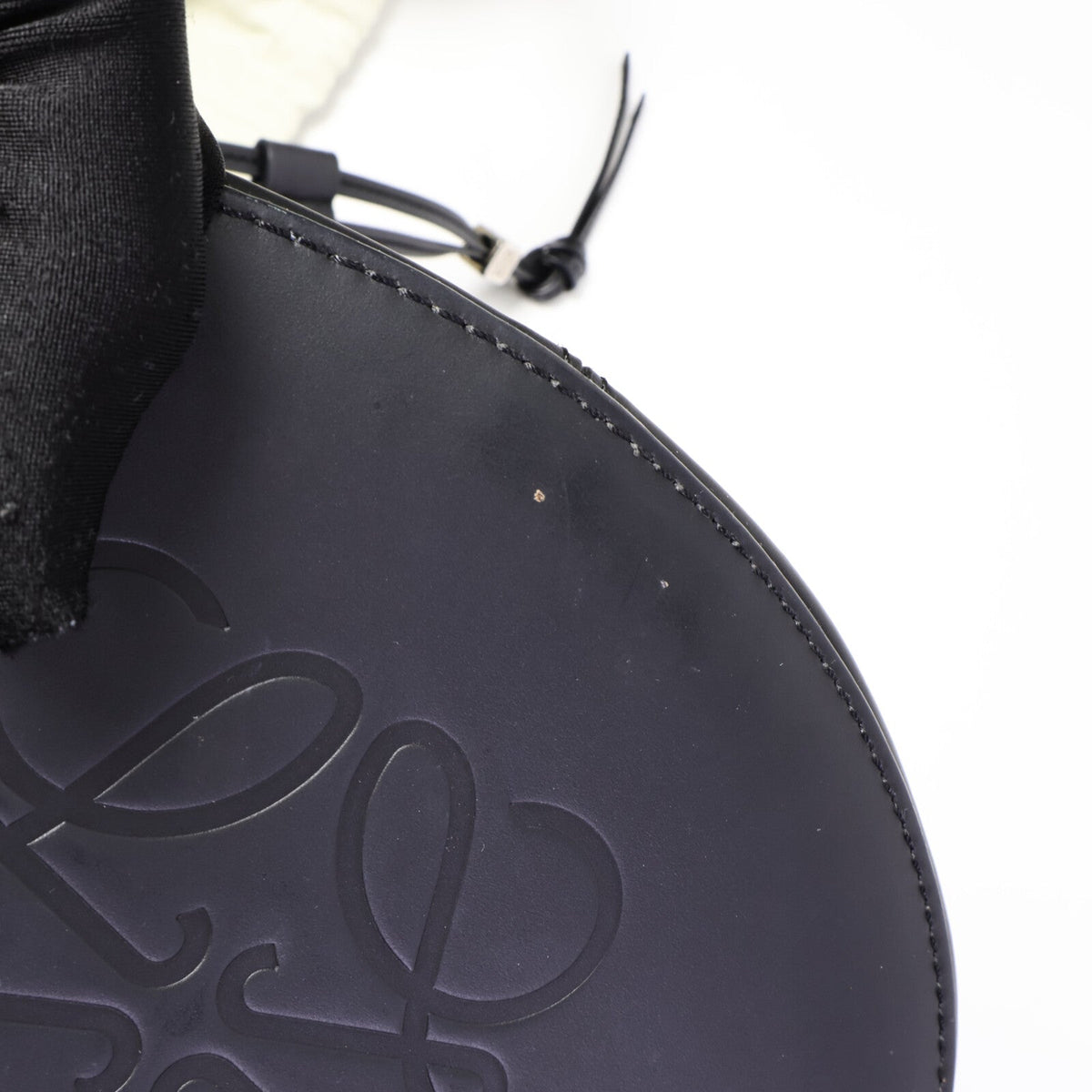 Loewe Balloon Medium · Calfskin