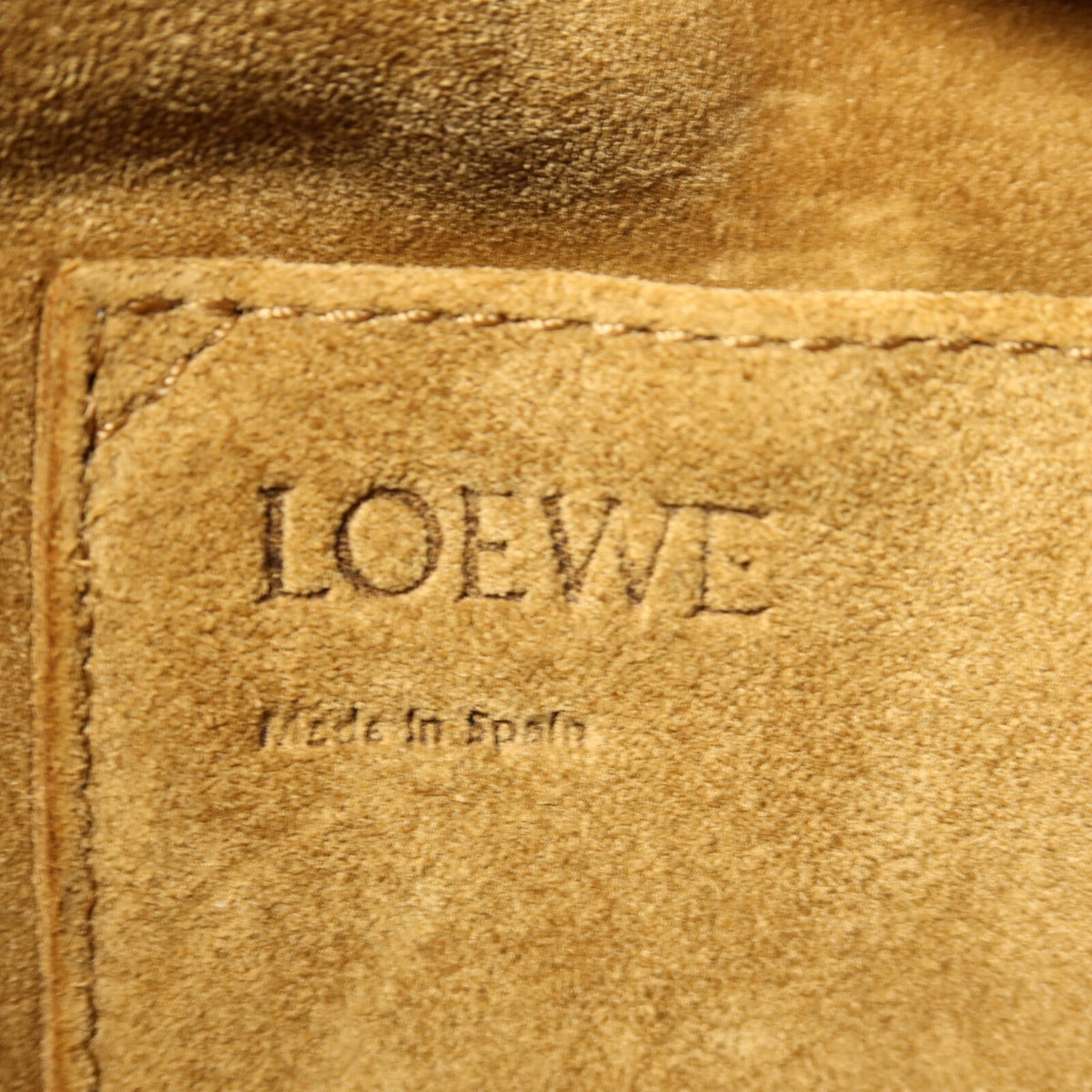 Loewe Balloon · Canvas & Calfskin