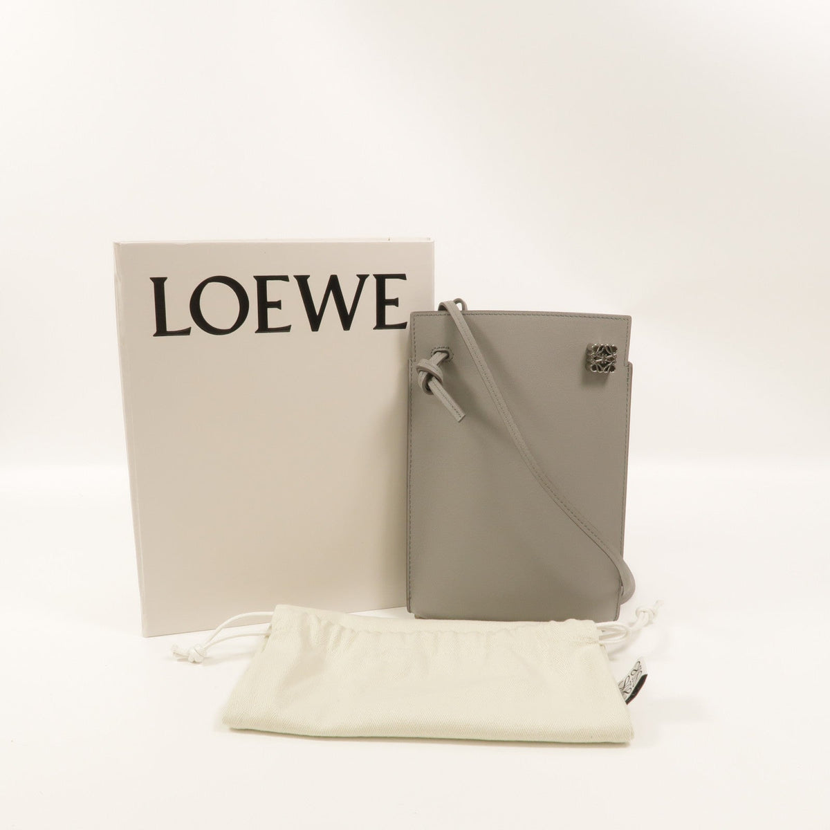 Loewe Dice Pocker · Calfskin Shoulder Bag