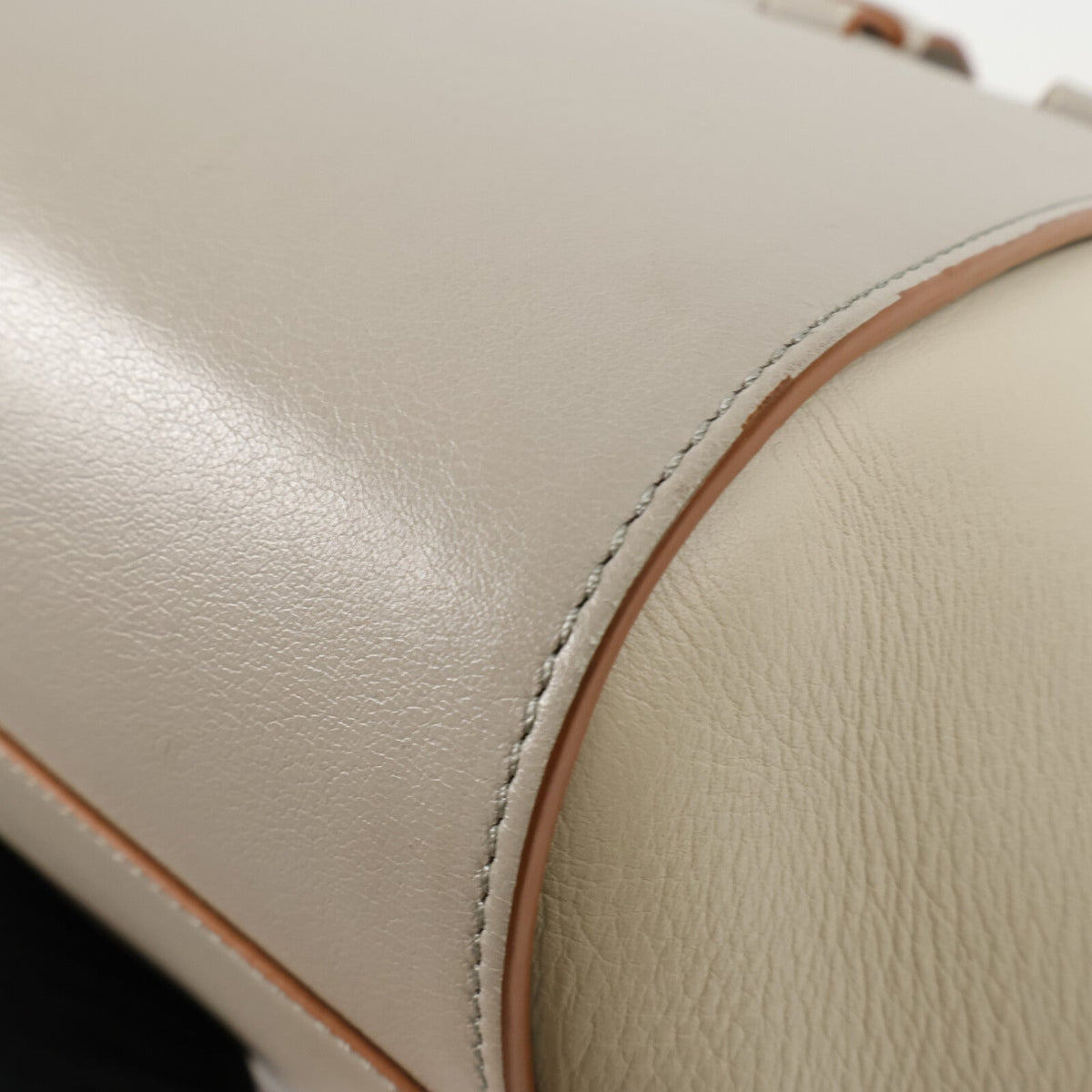 Loewe Hammock Small · Calfskin