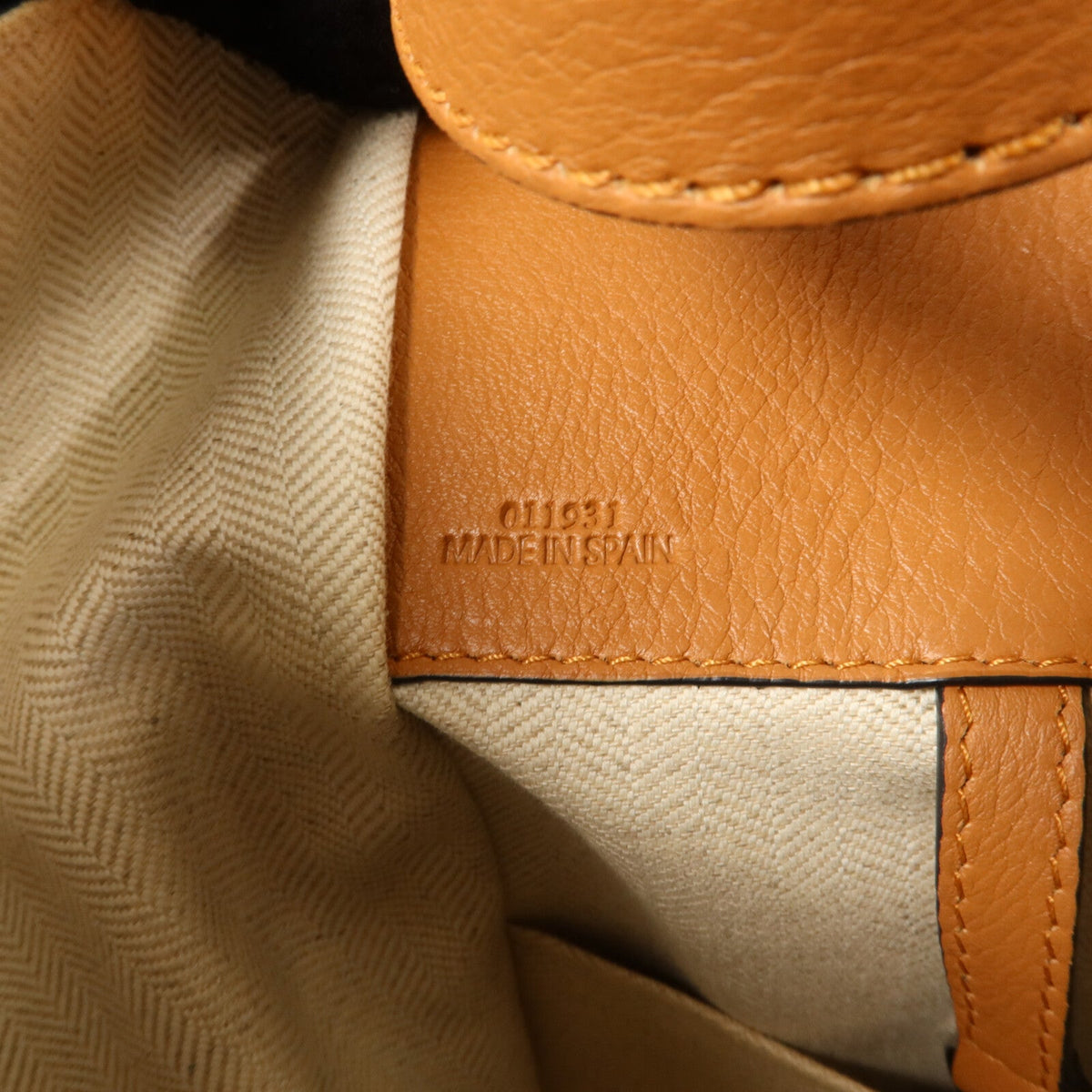 Loewe Hammock Marine · Calfskin