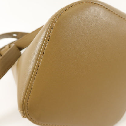 Loewe Pebble Bucket Mini · Calfskin