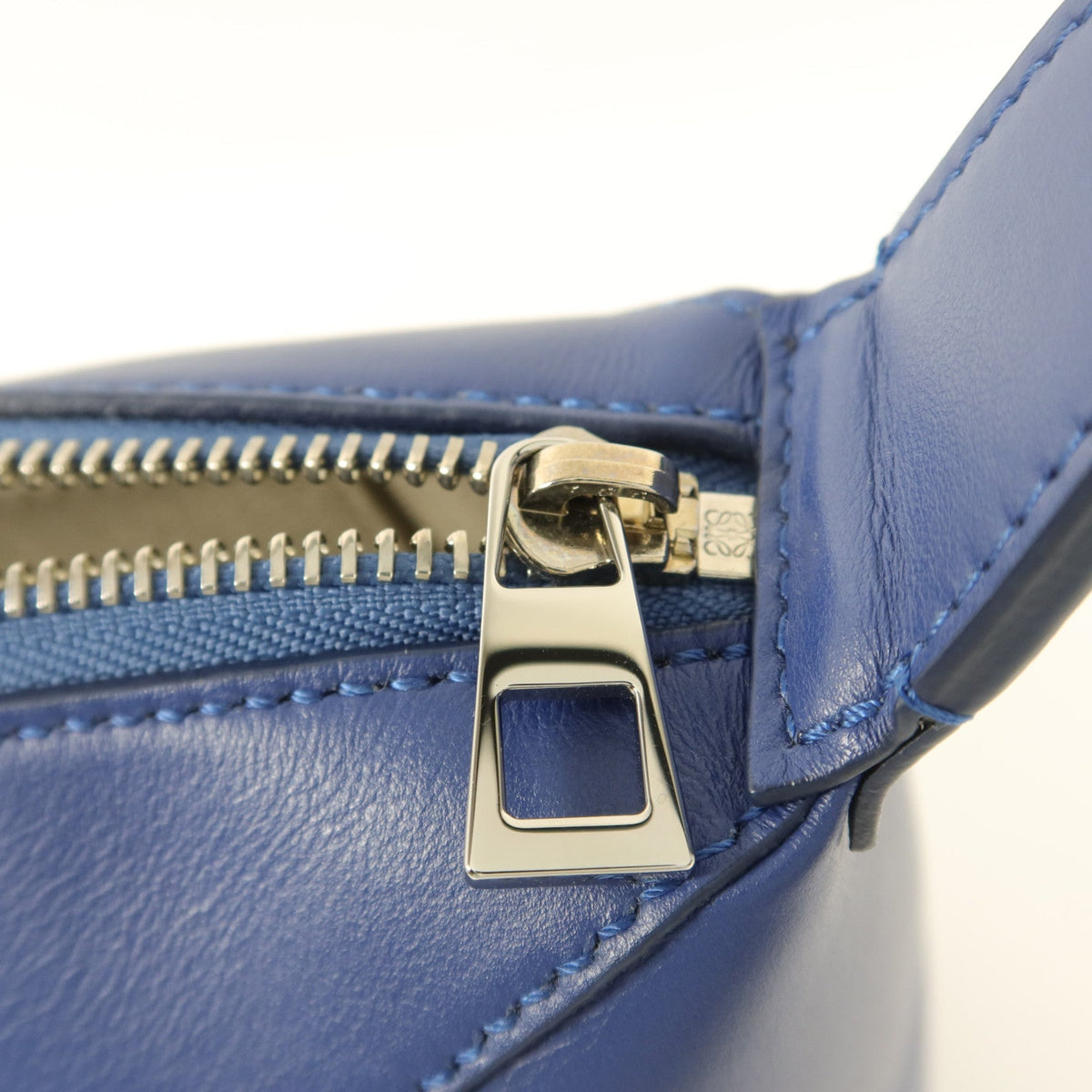 Loewe Puzzle Fold · Calfskin