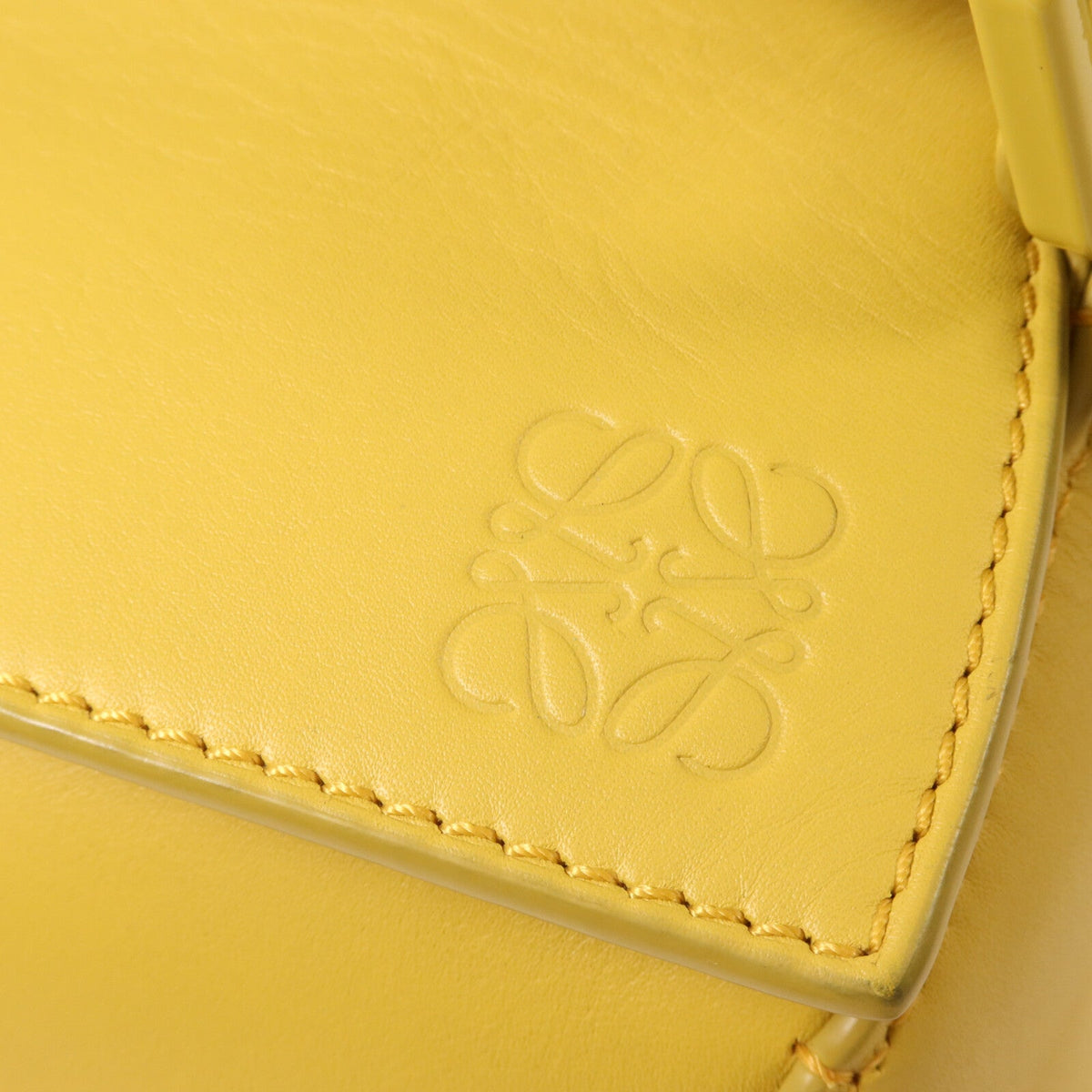 Loewe Puzzle Edge Monoc · Calfskin