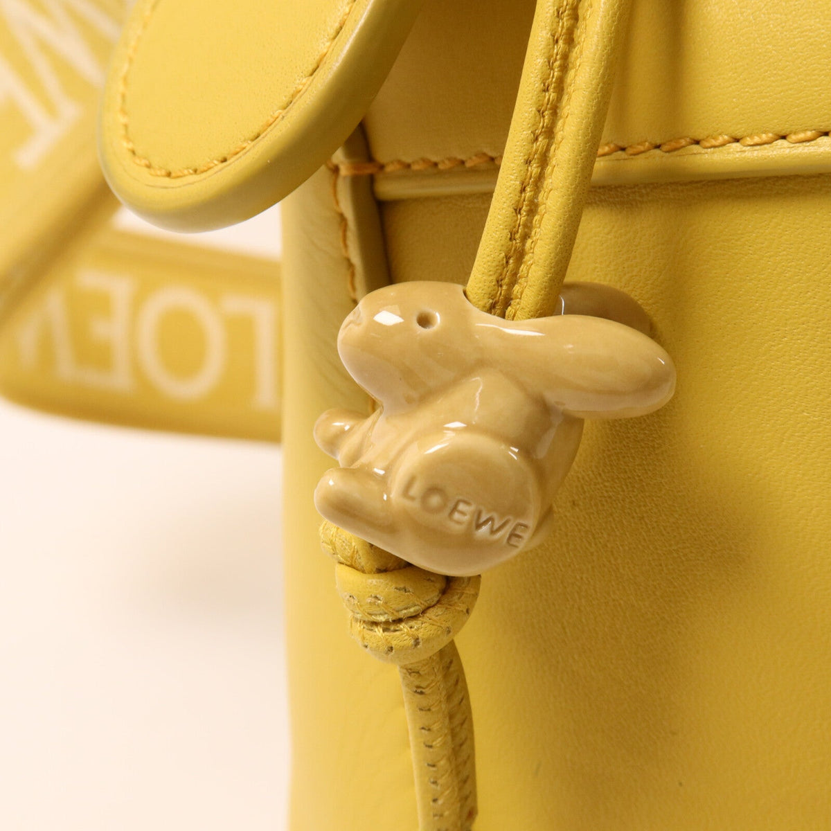 Loewe Puzzle Edge Monoc · Calfskin