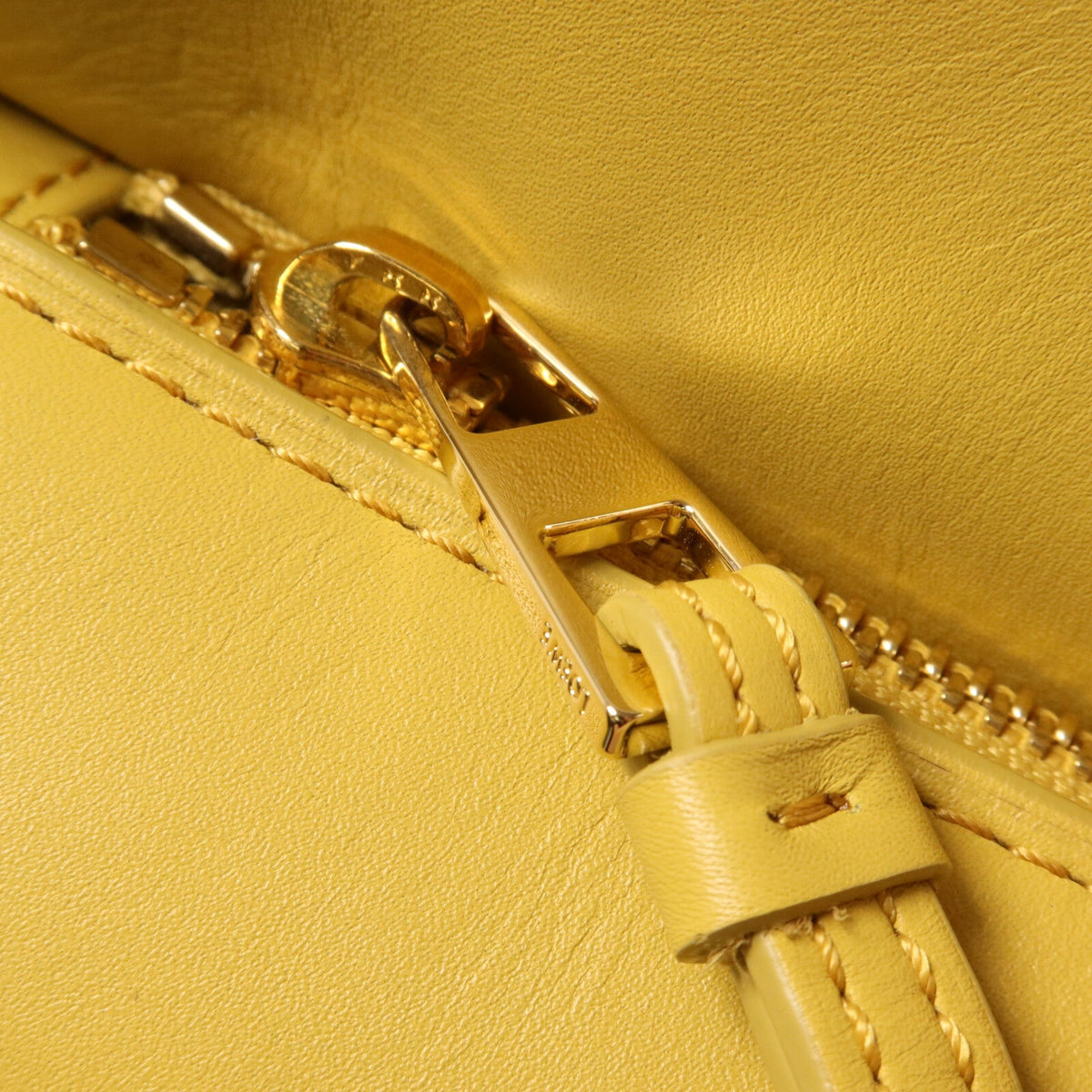 Loewe Puzzle Edge Monoc · Calfskin